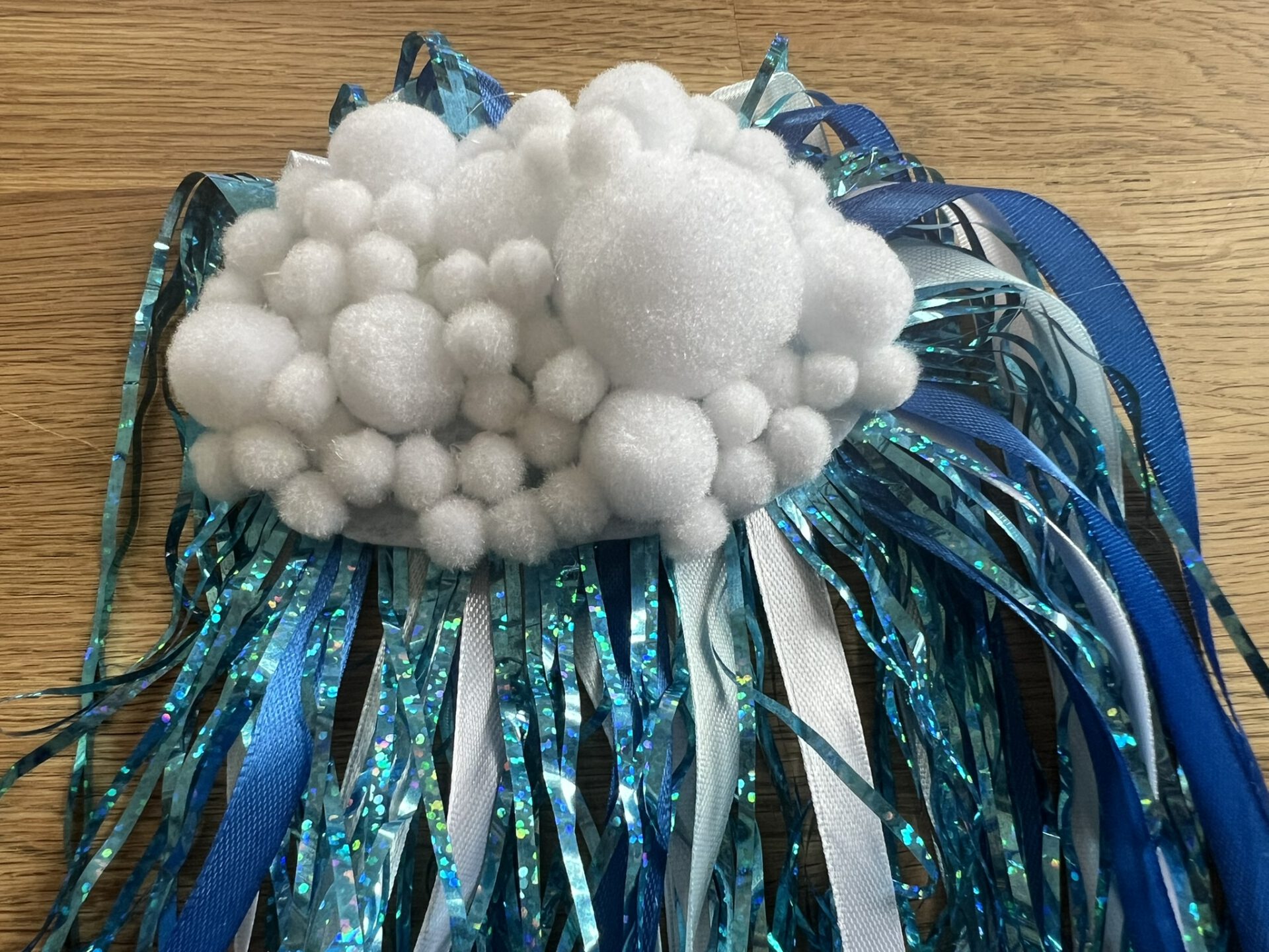 karnevalsmütze häkeln Gehäkelte Narrenkappe Kostümista DIY Kostüminspiration für Karneval